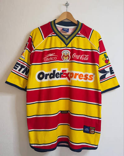 Monarcas Local 00